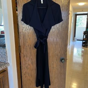 DVF Diane vonFurstenberg Gorgeous Navy/Black Dress Silk Dress 2